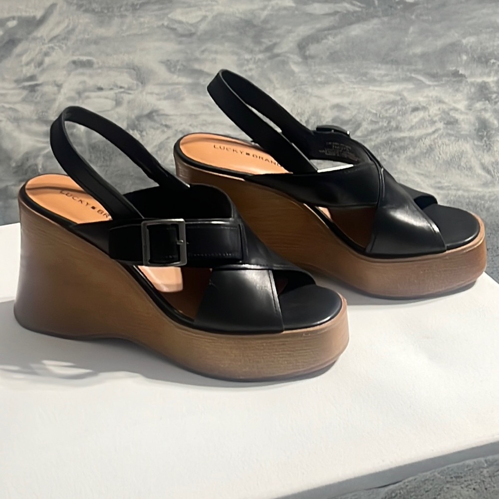 Lucky Brand Women's Delaynee Platform Wedge Sandal